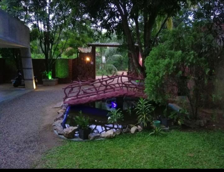 Induwara Safari Resort Udawalawe Luaran gambar